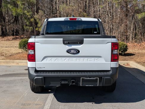 New 2026 Ford Maverick Lariat w/ 4K Tow Package AWD/4WD image 4