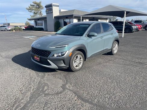 Used 2022 Hyundai Kona SE image 1