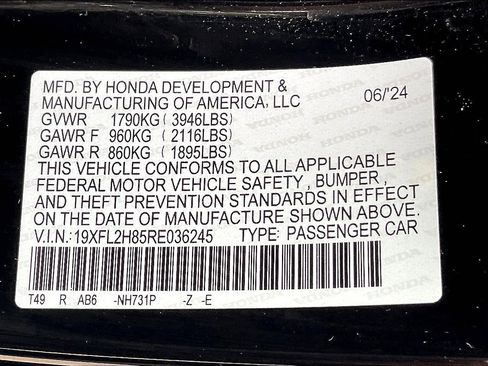 Used 2024 Honda Civic Sport image 29