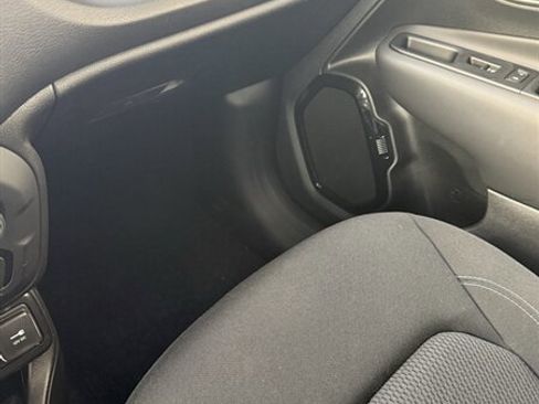 Used 2023 Jeep Renegade Altitude w/ Convenience Group I image 26