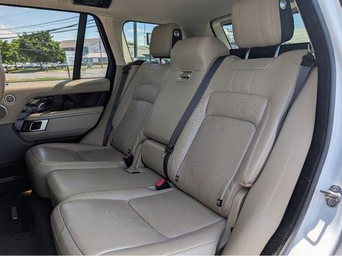 Used 2019 Land Rover Range Rover HSE AWD/4WD image 18