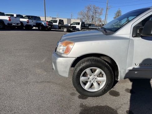 Used 2015 Nissan Titan S image 4