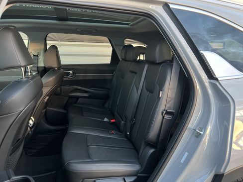 New 2026 Kia Sorento S image 13