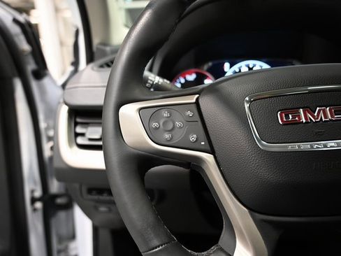 Used 2024 GMC Terrain Denali w/ Denali Premium Package image 23