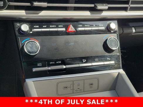 Used 2026 Hyundai Santa Fe SE FWD image 13