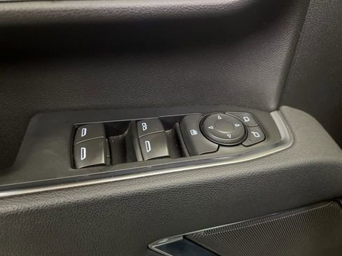 Used 2025 Chevrolet Silverado 2500 LT w/ Convenience Package image 52