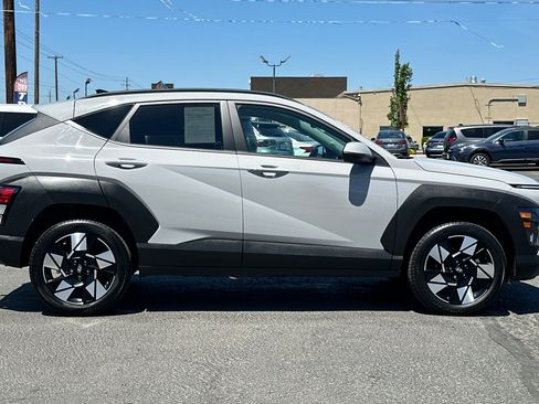 Certified 2025 Hyundai Kona SEL AWD/4WD image 3