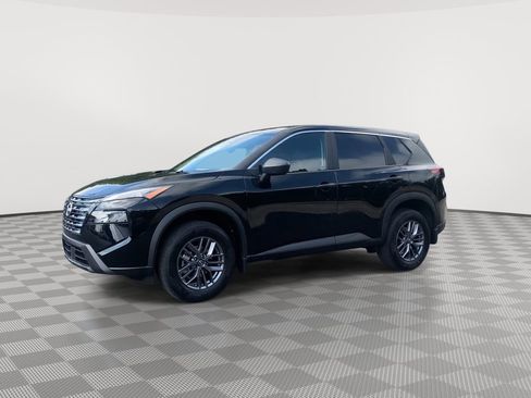 Certified 2026 Nissan Rogue S AWD/4WD image 5