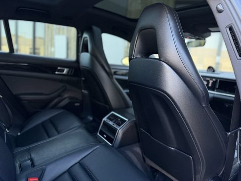 Used 2020 Porsche Panamera 4 AWD/4WD image 23