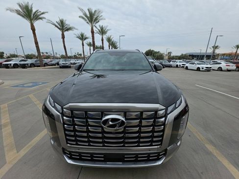 Used 2023 Hyundai Palisade Calligraphy w/ Cargo Package image 2