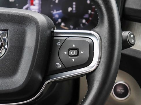 Used 2019 Volvo XC40 T5 Inscription AWD/4WD image 21