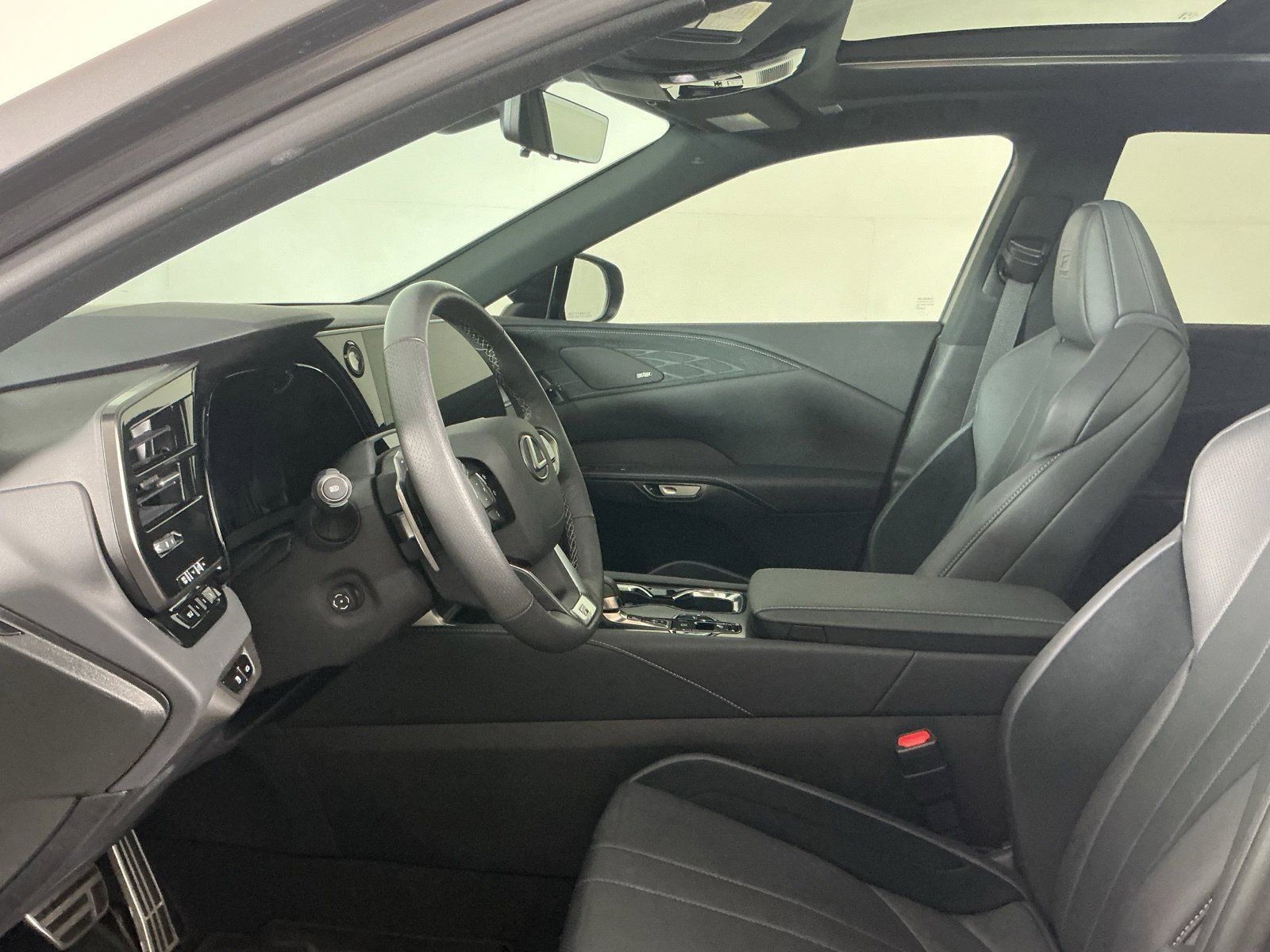 Used 2024 Lexus RX 500h F Sport w/ Convenience Package AWD/4WD image 11