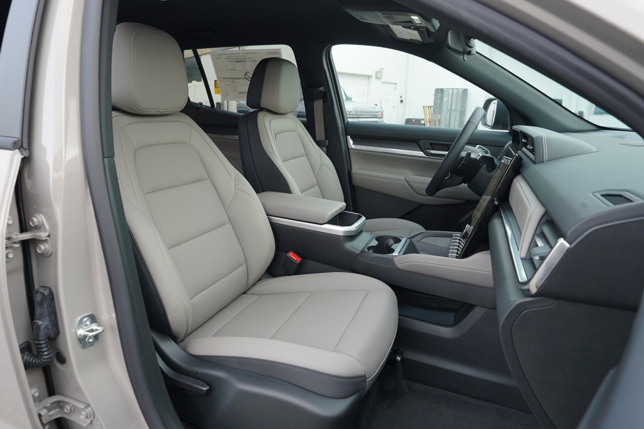 New 2027 GMC Terrain Elevation w/ Elevation Premium Package AWD/4WD image 26
