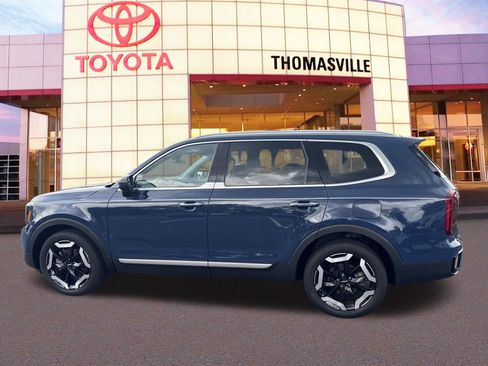 Used 2025 Kia Telluride S AWD/4WD image 8