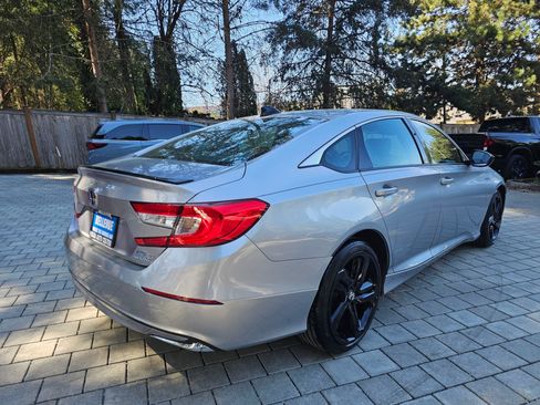 Used 2022 Honda Accord Sport image 7