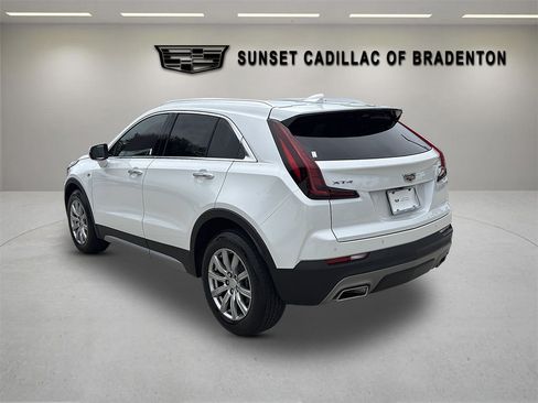 Certified 2023 Cadillac XT4 Premium Luxury w/ Enhanced Visibility Package FWD image 3