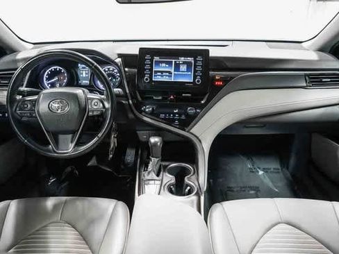 Certified 2022 Toyota Camry SE image 14
