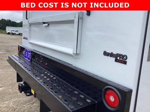 New 2025 GMC Sierra 3500 Pro w/ Convenience Package image 14