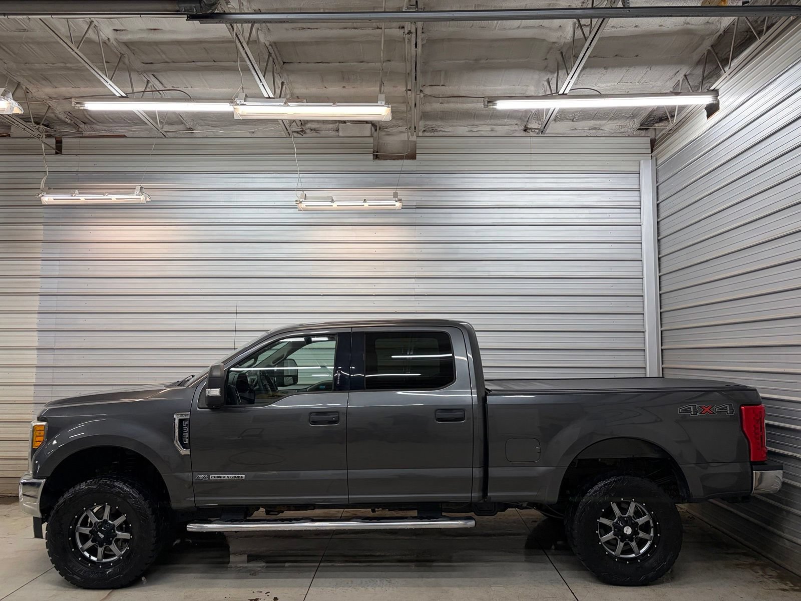 Used 2017 Ford F350 XLT w/ XLT Value Package AWD/4WD image 10