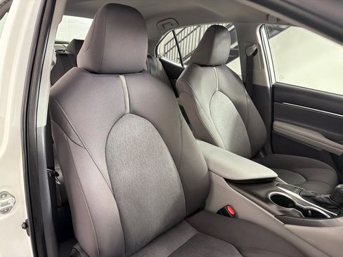 Used 2023 Toyota Camry LE w/ Convenience Package FWD image 22