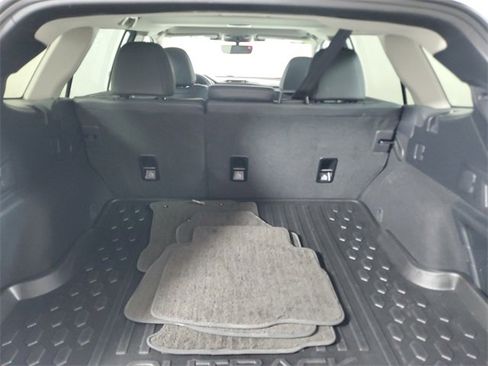 Used 2023 Subaru Outback Limited image 7