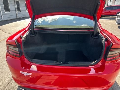 Used 2022 Dodge Charger SXT RWD image 23