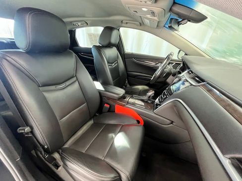 Used 2015 Cadillac XTS Luxury image 12