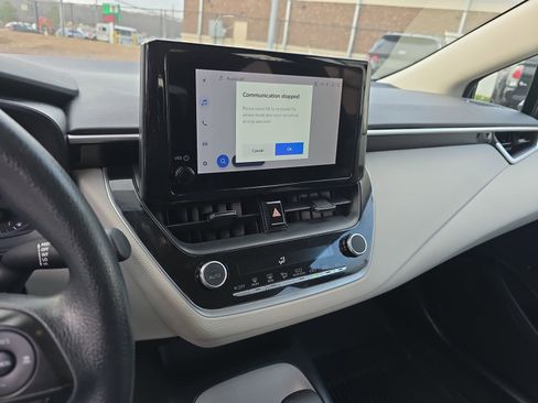 Used 2024 Toyota Corolla LE image 25