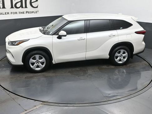 Used 2020 Toyota Highlander L image 64