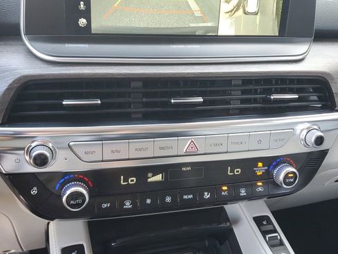 Certified 2022 Kia Telluride SX w/ SX Prestige Package AWD/4WD image 27