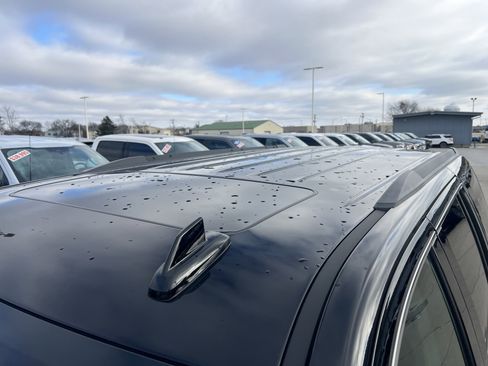 Used 2019 GMC Yukon SLT image 4