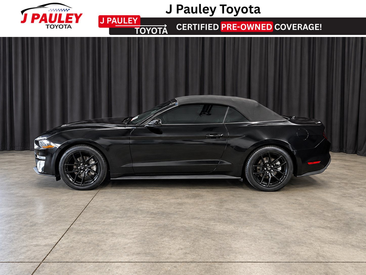 Used 2023 Ford Mustang Premium RWD image 3