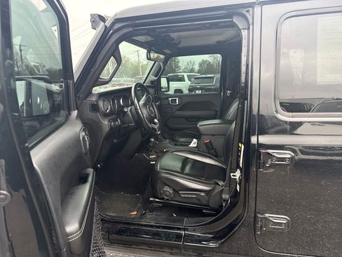 Used 2020 Jeep Gladiator Overland w/ Popular Equipment Package image 10