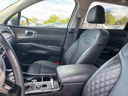 Certified 2022 Kia Sorento SX Prestige image 7