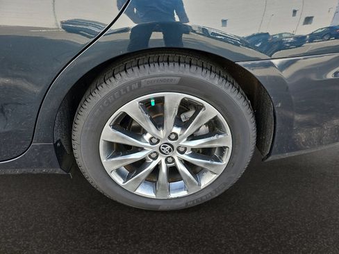Used 2015 Toyota Camry XLE FWD image 44