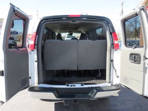 Used 2019 Chevrolet Express 3500 LT w/ LT Preferred Equipment Group image 21
