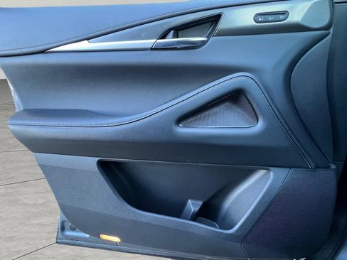 Used 2025 INFINITI QX60 Luxe image 18