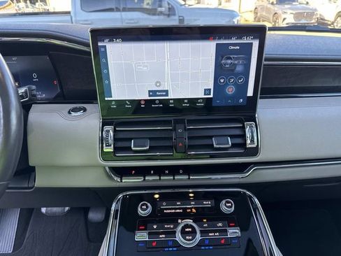 Certified 2022 Lincoln Navigator Reserve image 25