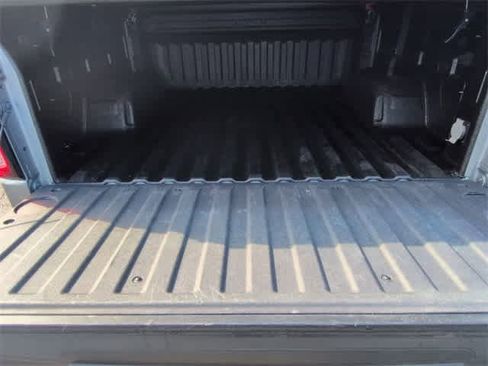 Used 2024 GMC Sierra 1500 Elevation image 35