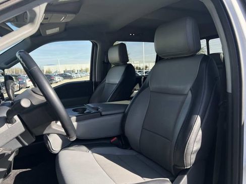 Used 2022 Ford F150 Lariat w/ Trailer Tow Package image 11