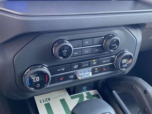 New 2025 Ford Bronco Big Bend w/ Black Diamond Package image 18