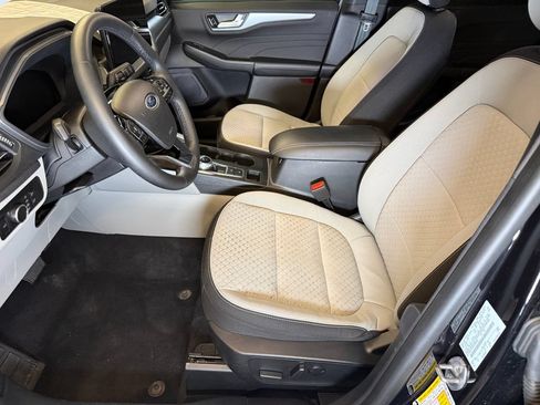 Used 2023 Ford Escape Active w/ Tech Pack #2 AWD/4WD image 20