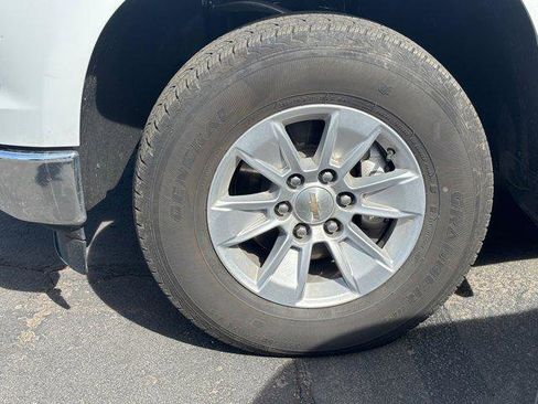 Used 2024 Chevrolet Silverado 1500 LT image 6