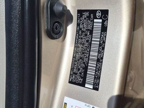 Used 2013 Toyota Corolla LE FWD image 35