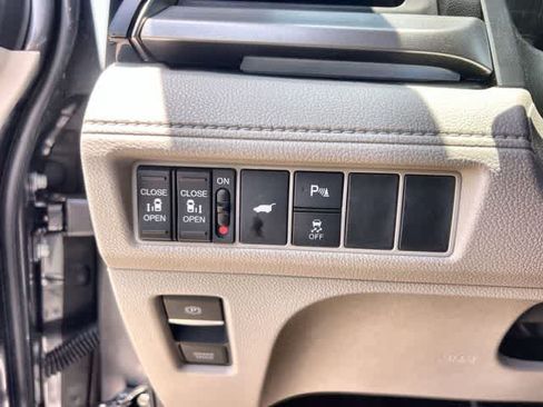 Used 2026 Honda Odyssey Touring image 29