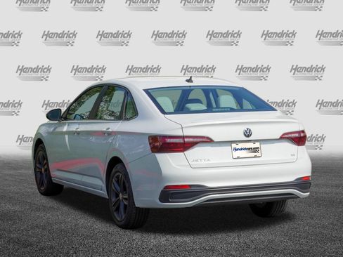 Used 2024 Volkswagen Jetta SE w/ Black Wheel Package FWD image 6