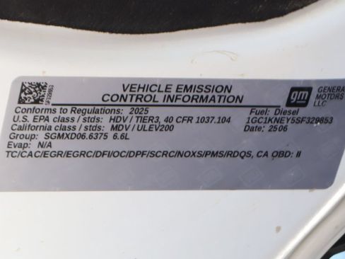 Used 2025 Chevrolet Silverado 2500 LT w/ Safety Package AWD/4WD image 14