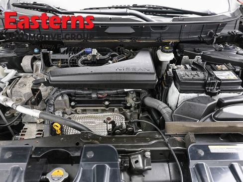 Used 2019 Nissan Rogue SV w/ Sun & Sound Touring Package AWD/4WD image 7