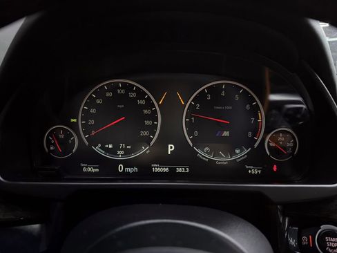 Used 2015 BMW X5 M image 30