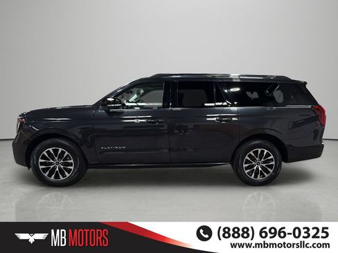 Used 2025 Ford Expedition Max Platinum AWD/4WD image 2